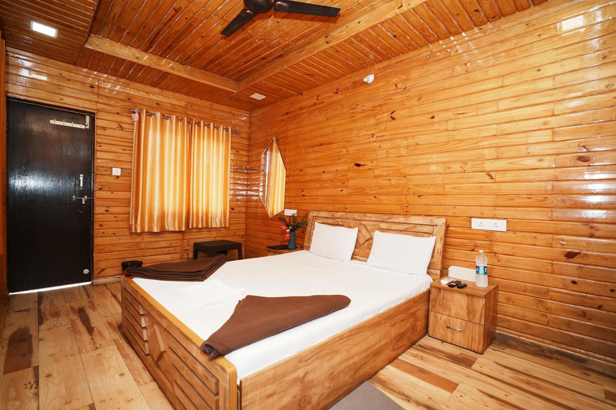 Sunshine Resort Пуна Экстерьер фото